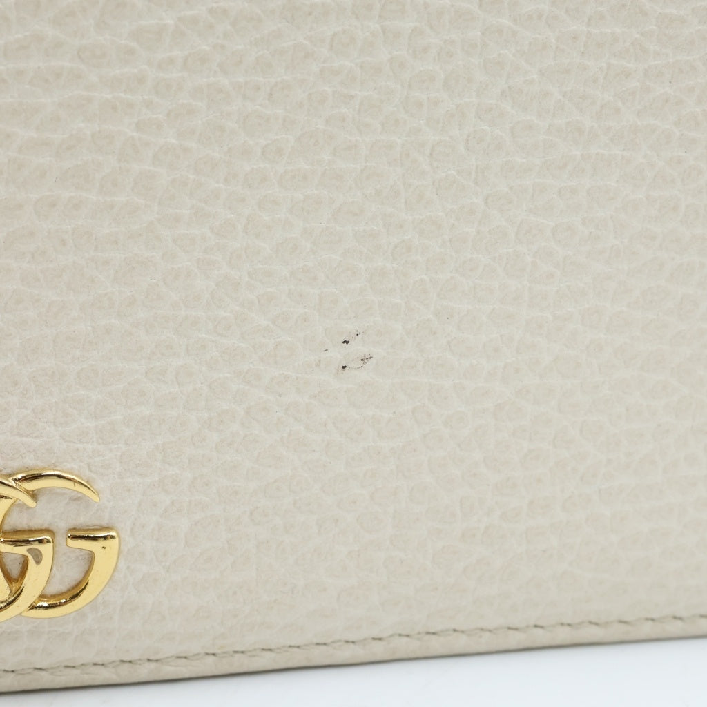 GUCCI(グッチ) GGマーモント チェーン ウォレット ミニ ショルダーバック レザー ホワイト 497985 レディース