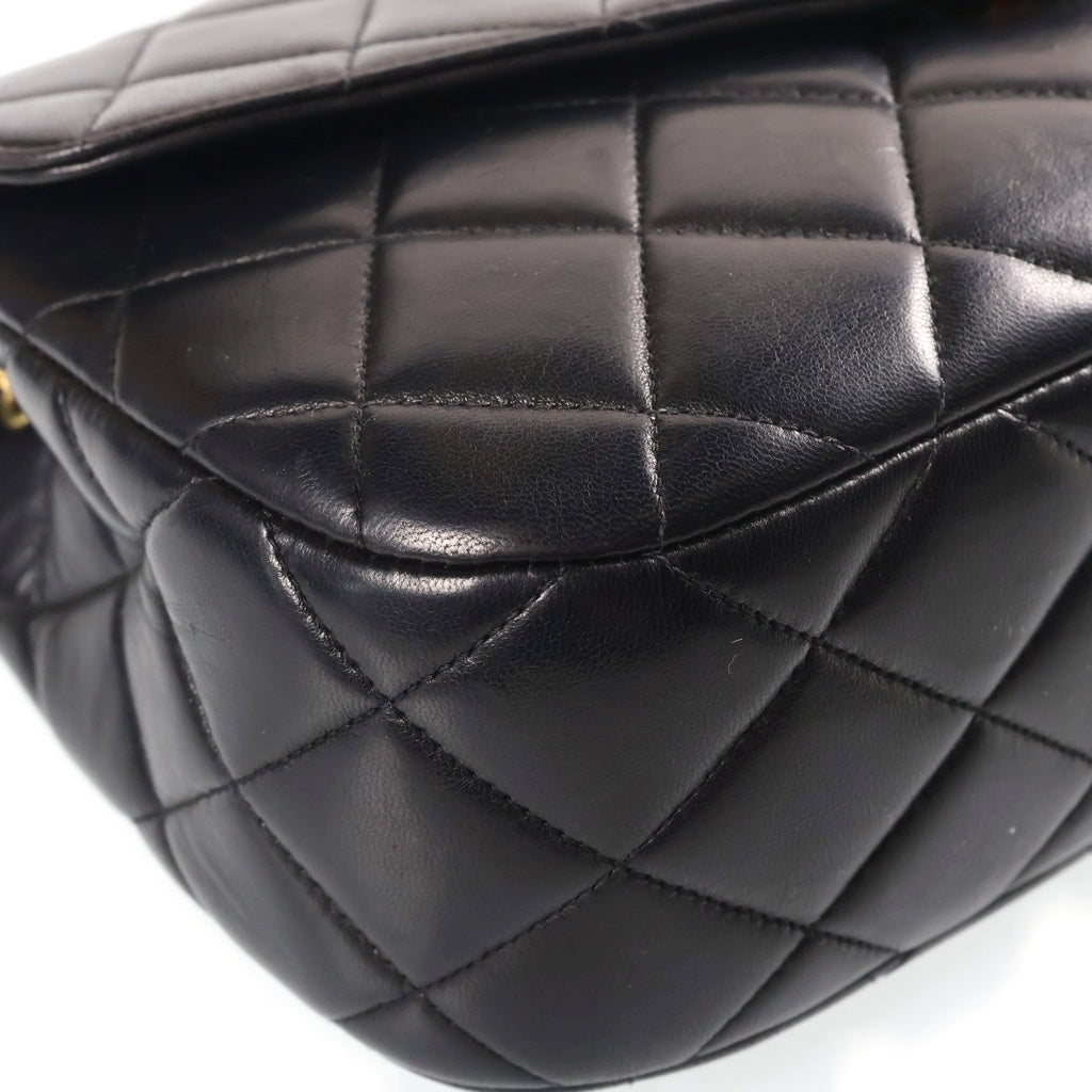 CHANEL(シャネル) マトラッセ 25 ココマーク シングルフラップ シングルチェーン ラムスキン ブラック レディース