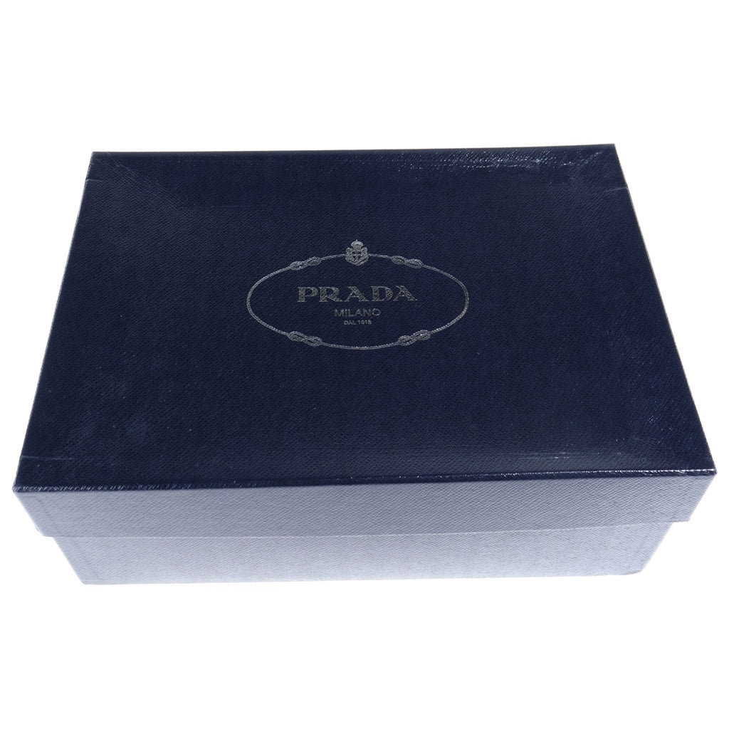 PRADA(プラダ) CALZATURE UOMO 三角ロゴプレート スウェード スクエアトゥ ローファー ブラウン 2DC226