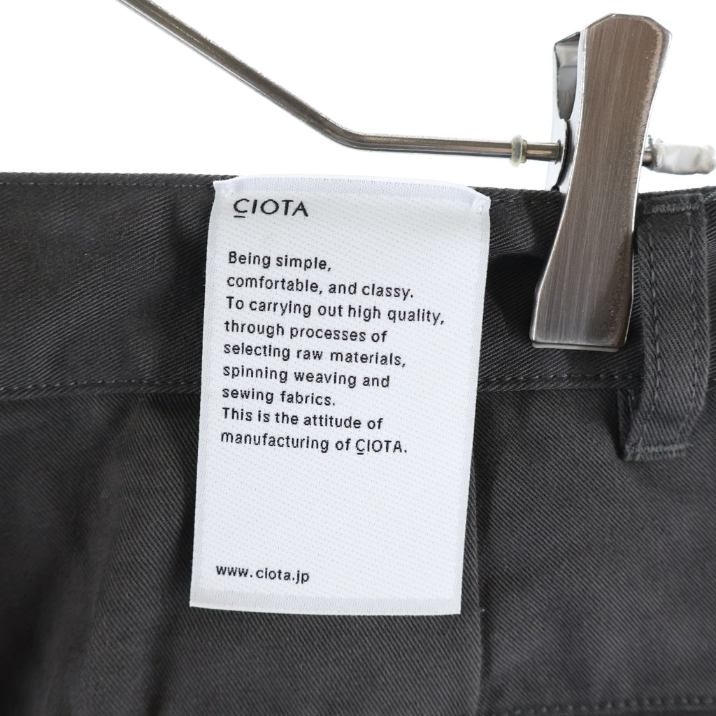 CIOTA(シオタ) 2 Tuck Chino Cloth Pants 2タック チノクロス ワイドテーパードパンツ ダークグレー PTLM-147
