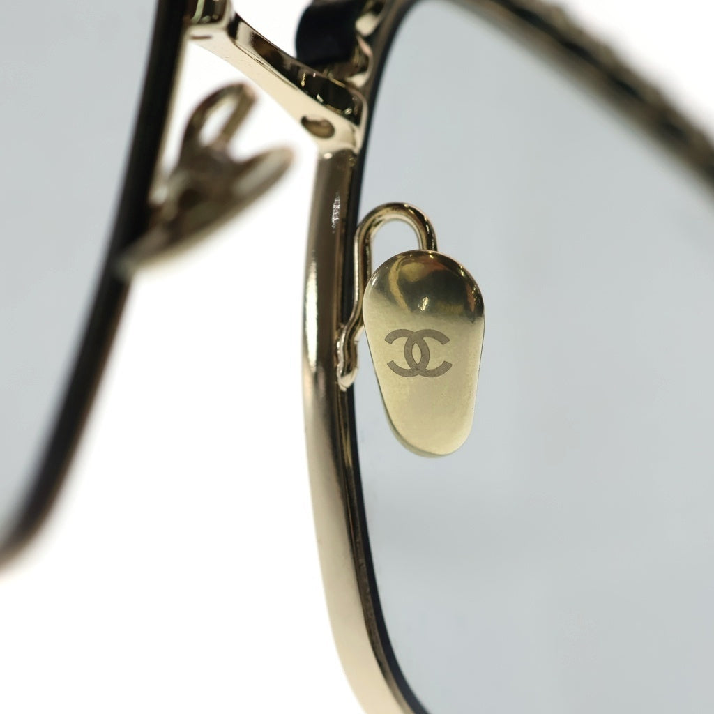 CHANEL(シャネル) ステッチチェーンスクエアサングラス アイウェア ブラック×ゴールド 71369