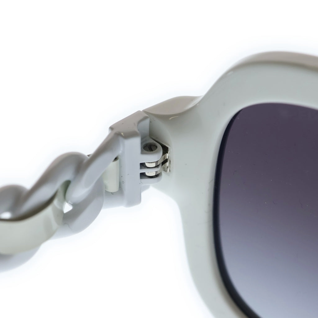 CHANEL(シャネル) チェーン スクエアサングラス アイウェア ホワイトフレーム ブラックレンズ #55□18-140 5465-Q-A