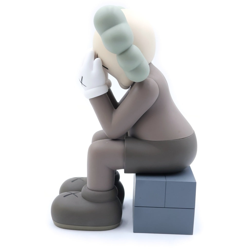 MEDICOM TOY(メディコムトイ) KAWS COMPANION OPEN EDITION PASSING THROUGH カウズ オープンエディション パッシングスルー フィギュア 人形 ブラウン