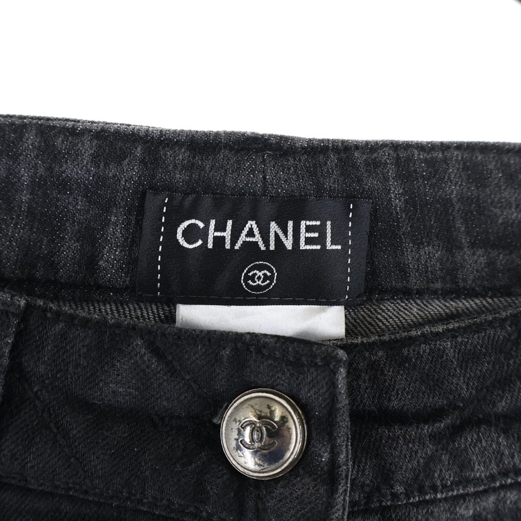 CHANEL(シャネル) Black Denim Pants デニムパンツ ジーンズ マトラッセデザインバックポケット ココマーク刺繍 P36409V26492 レディース