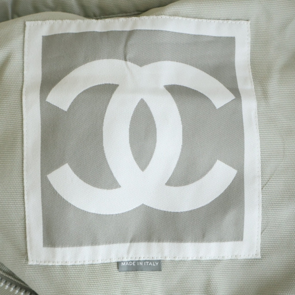 CHANEL(シャネル) スポーツライン ココボタン ロングジップコート ライトグレー #38 P17551W02768 レディース