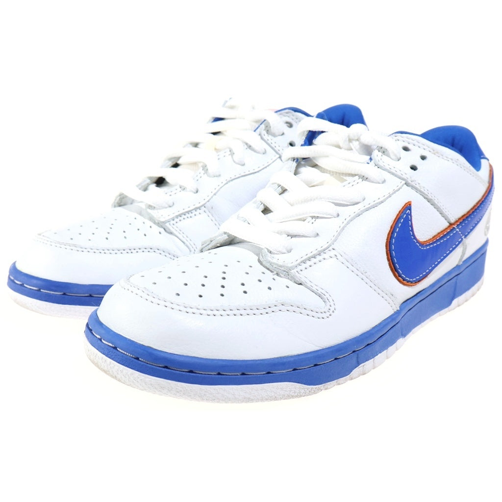 NIKE SB(ナイキエスビー) 【観賞用 2004年製】 DUNK LOW PRO MEDICOM1 ダンク プロ メディコム1 ローカットスニーカー ホワイト/ブルー US9.5/27.5cm 304292-142