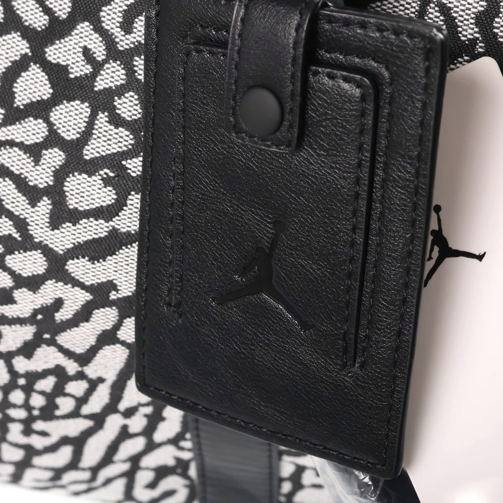 JORDAN BRAND(ジョーダンブランド) ICON DUFFLE BAG アイコン 柄 ダッフルバッグ ボストンバッグ ブラック/グレー MM0978-I00