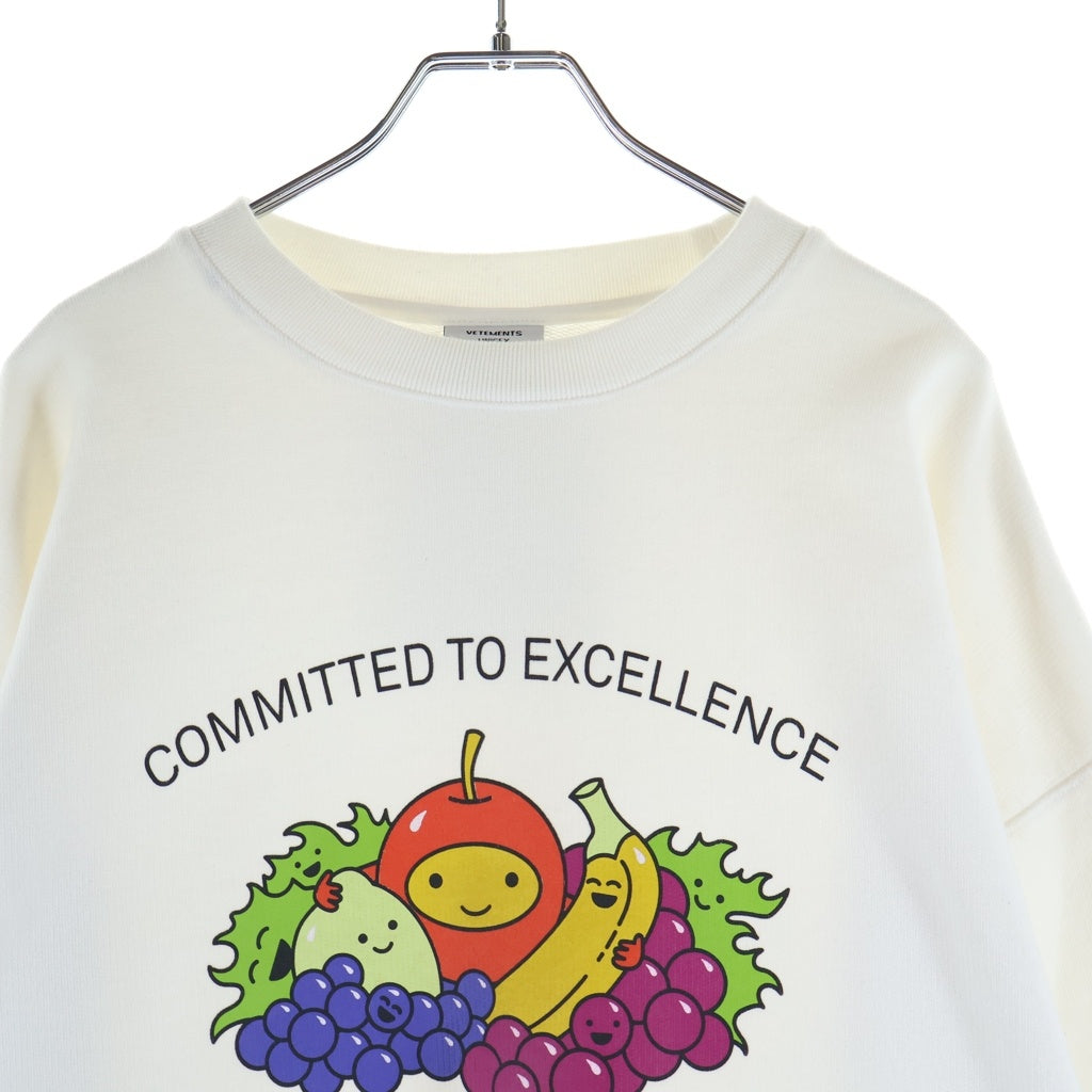 VETEMENTS(ヴェトモン) 21AW Cutest Of The Fruits Logo Sweatshirt フルーツロゴプリント クルーネック スウェットトレーナー ホワイト UA52TR690W