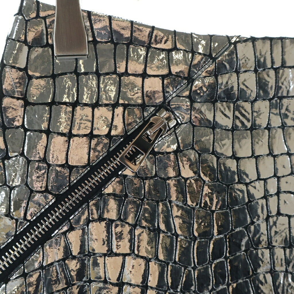 LOEWE(ロエベ) メタリック クロコ型押し ラムスキン レザー ジップポケット タイト ミニスカート シルバー レディース D516510CC