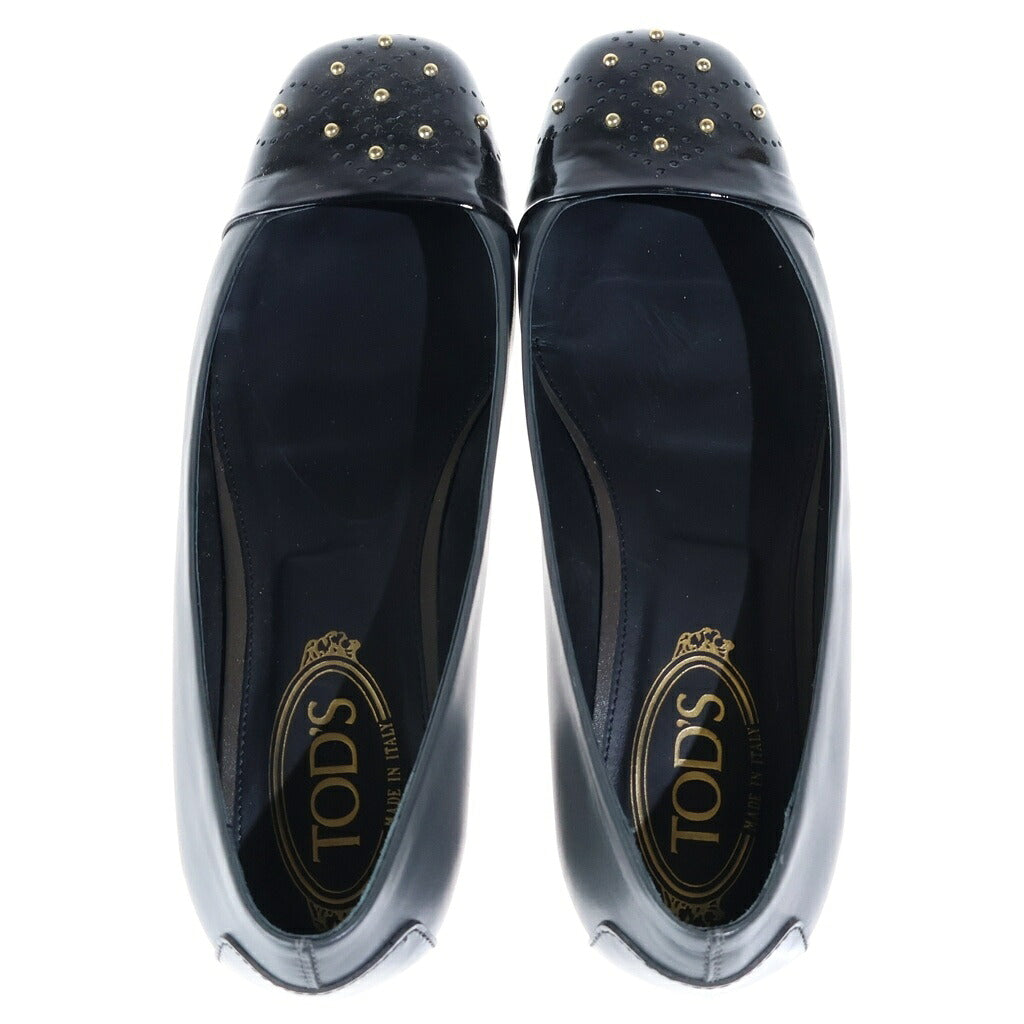 TOD'S(トッズ) パテント コンビレザー スタッズ メダリオン パンプス シューズ グレー/ブラック レディース