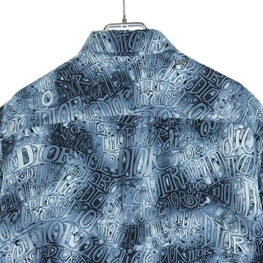 Dior HOMME(ディオールオム) 20AW ×SHAWN STUSS ショーンステューシー ロゴ総柄デザイン ワイドカラー ボタン 半袖シャツ ブルー/ホワイト 033C514A4932