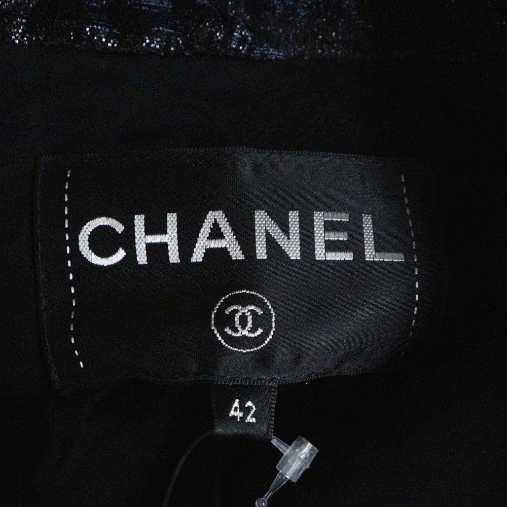 CHANEL(シャネル) ココマークボタン カメリアジャガード シルク混 スタンドカラー ジップアップ ロングジャケット コート ブラック/ネイビー レディース P54623V38296