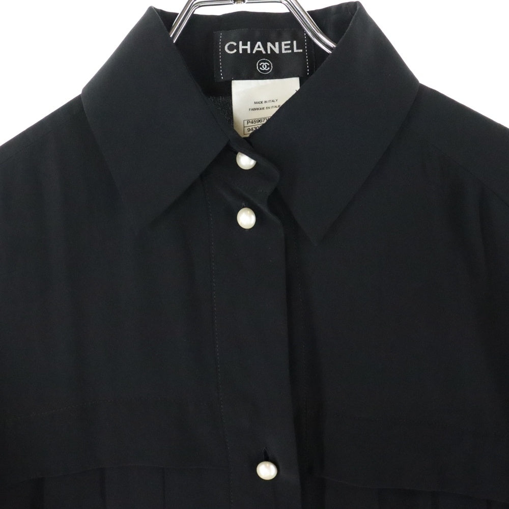 CHANEL(シャネル) ロゴ パールボタン シルク プリーツ ロングスリーブ 長袖 シャツ ワンピース ブラック P45967V12320