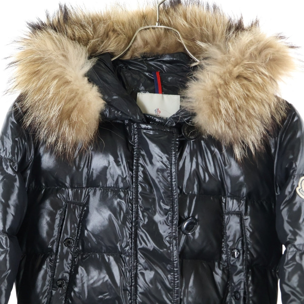 MONCLER(モンクレール) ワッペンロゴ ベルト付き ファー フーデッド ジップアップ ダウン ロング ジャケット コート ブラック レディース 49367/91/68950
