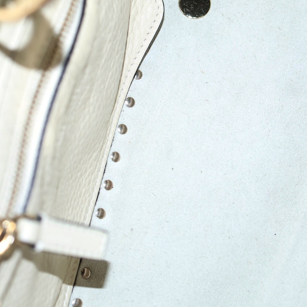 VALENTINO(ヴァレンティノ) ロックスタッズ 2WAYショルダーバッグ ハンドバッグ ミニトートバッグ アイボリー クリーム レザー ゴールド金具 レディース