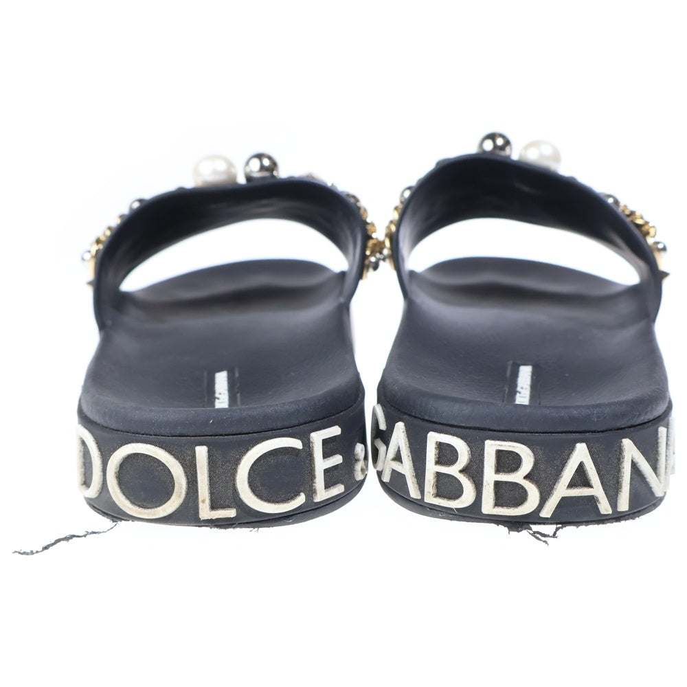DOLCE & GABBANA(ドルチェアンドガッバーナ) スタッズ チェーン装飾 シャワー フラットサンダル ブラック