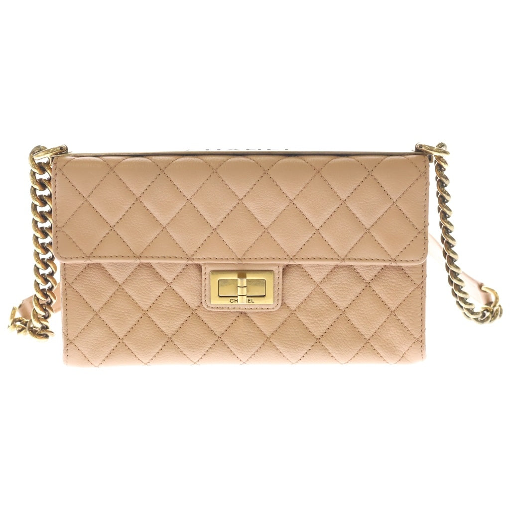 CHANEL(シャネル) 17番台 2.55 チェーンショルダーバッグ ピンクベージュ カーフレザー ゴールド金具 レディース