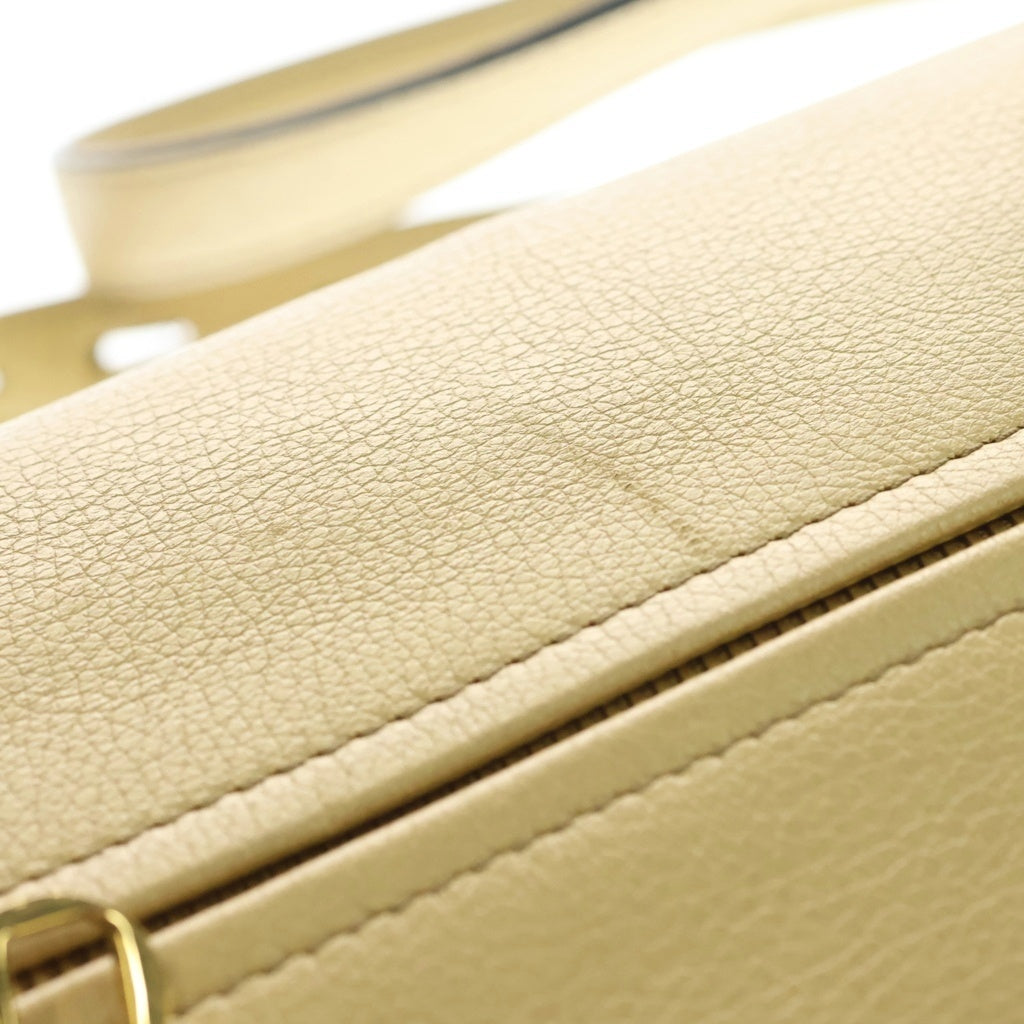 LOEWE(ロエベ) ヘリテージ ショルダーバック ゴールド金具 レザー ゴールド レディース