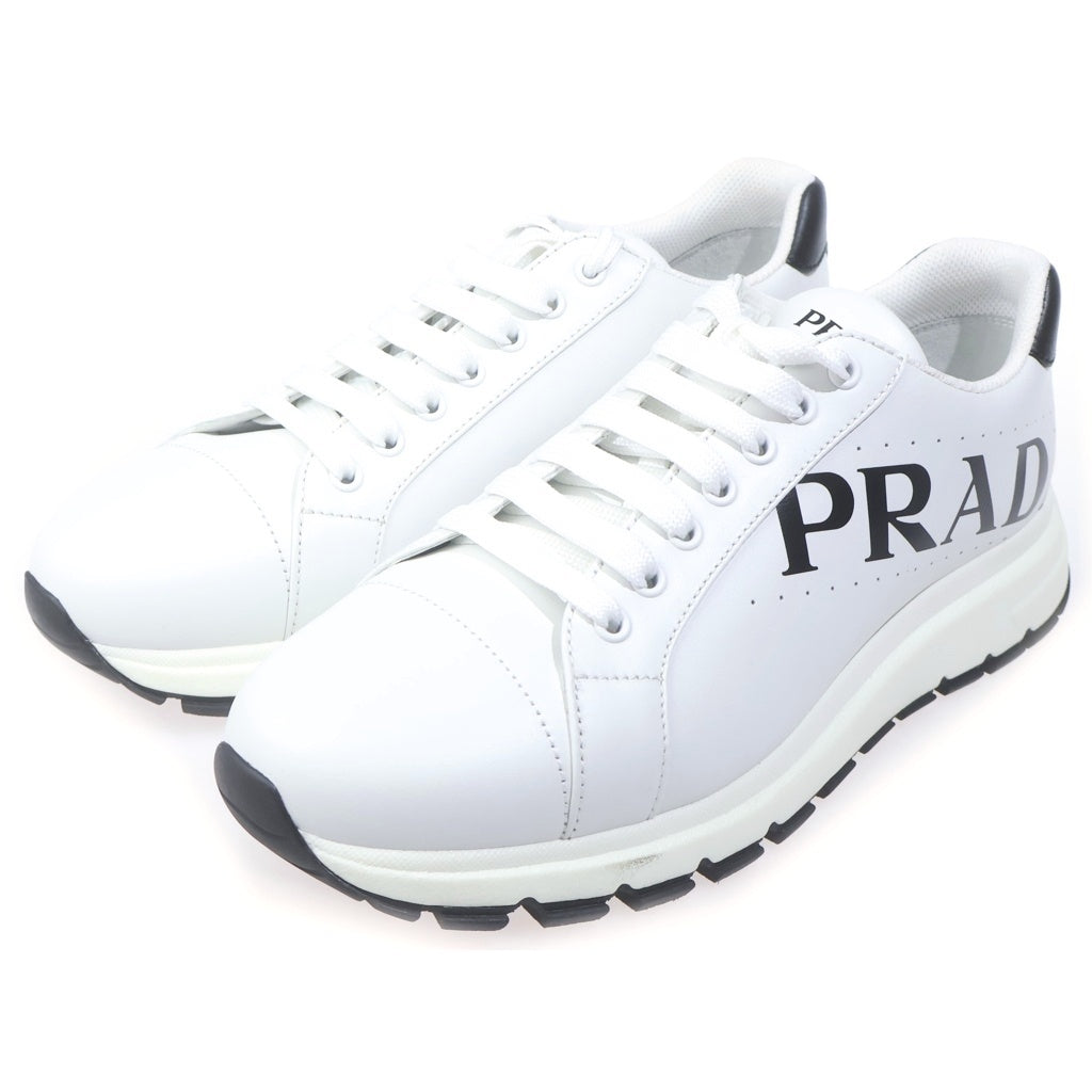 PRADA(プラダ) ローカット スニーカー ロゴ スニーカー ホワイト/ブラック サイズ8 2EG364