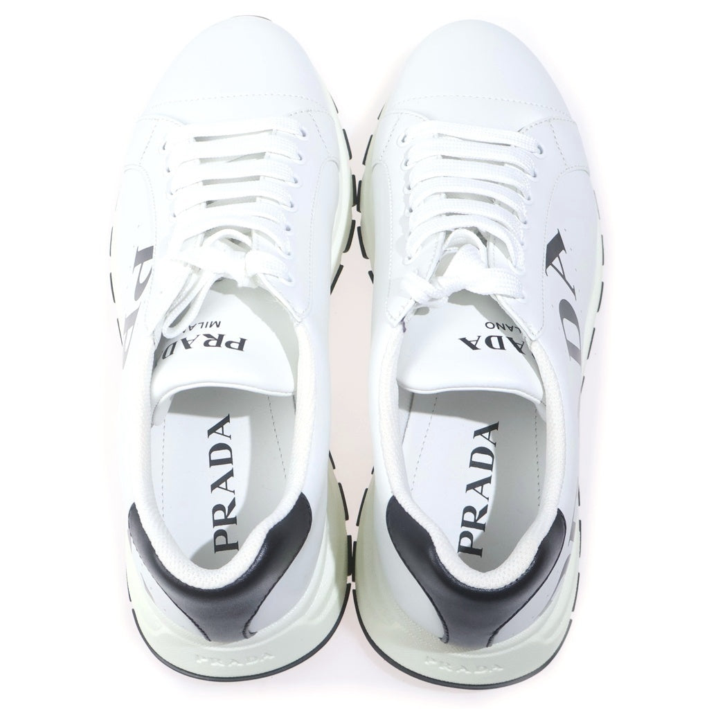 PRADA(プラダ) ローカット スニーカー ロゴ スニーカー ホワイト/ブラック サイズ8 2EG364
