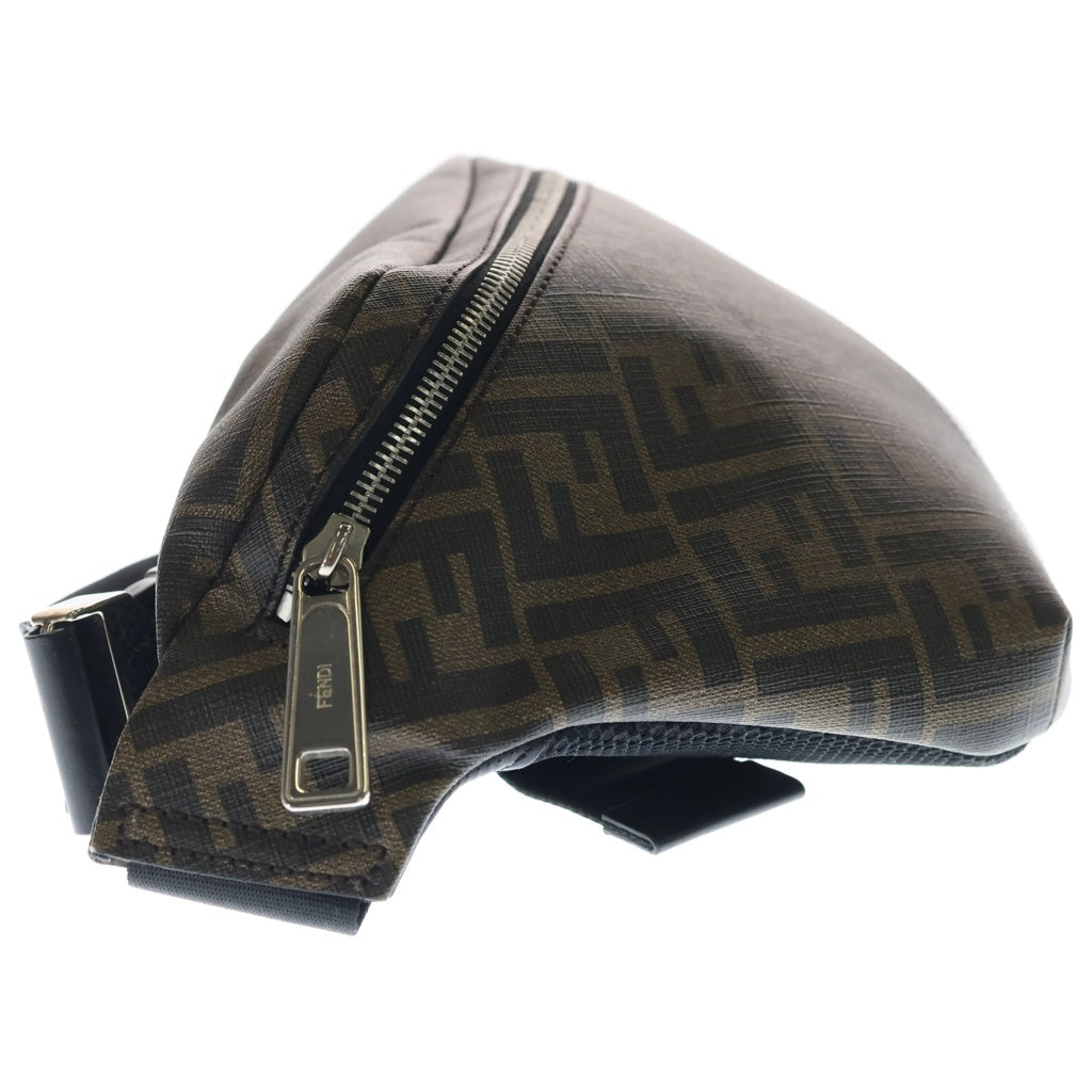 FENDI(フェンディ) ダイアゴナル ベルトバッグ ズッカ柄 PVC レザー ショルダー ボディバッグ シルバー金具 ブラウン 7VA343 レディース