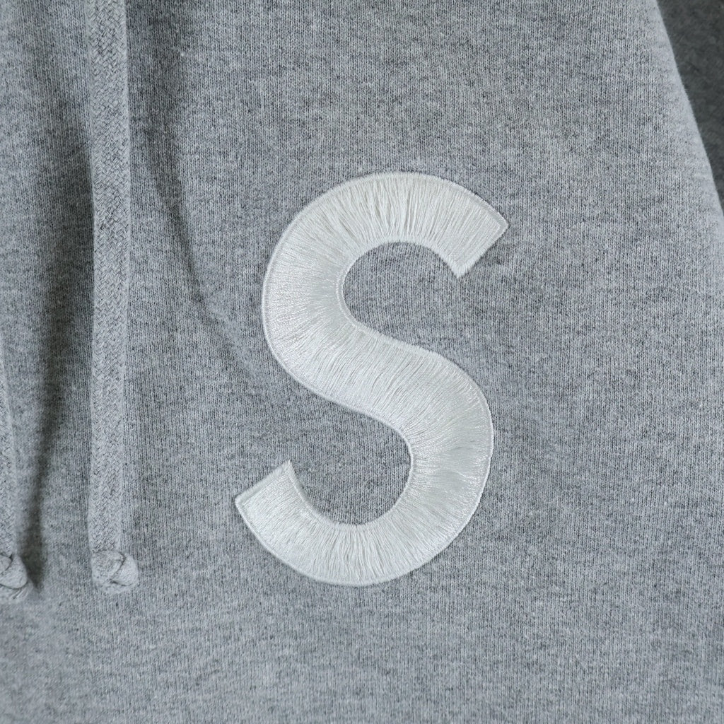 SUPREME(シュプリーム) 21AW S Logo Split Hooded Sweatshirt Sロゴ スプリットフーディー プルオーバーパーカー グレー