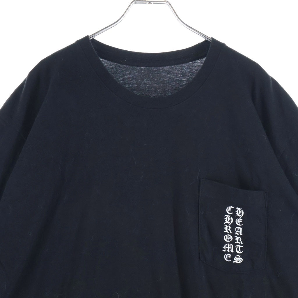 CHROME HEARTS(クロムハーツ) Tokyo Limited Back Scroll Tee 東京限定 バックスクロール ヴァーティカルロゴ ポケット プリント クルーネック 半袖 Tシャツカットソー ブラック