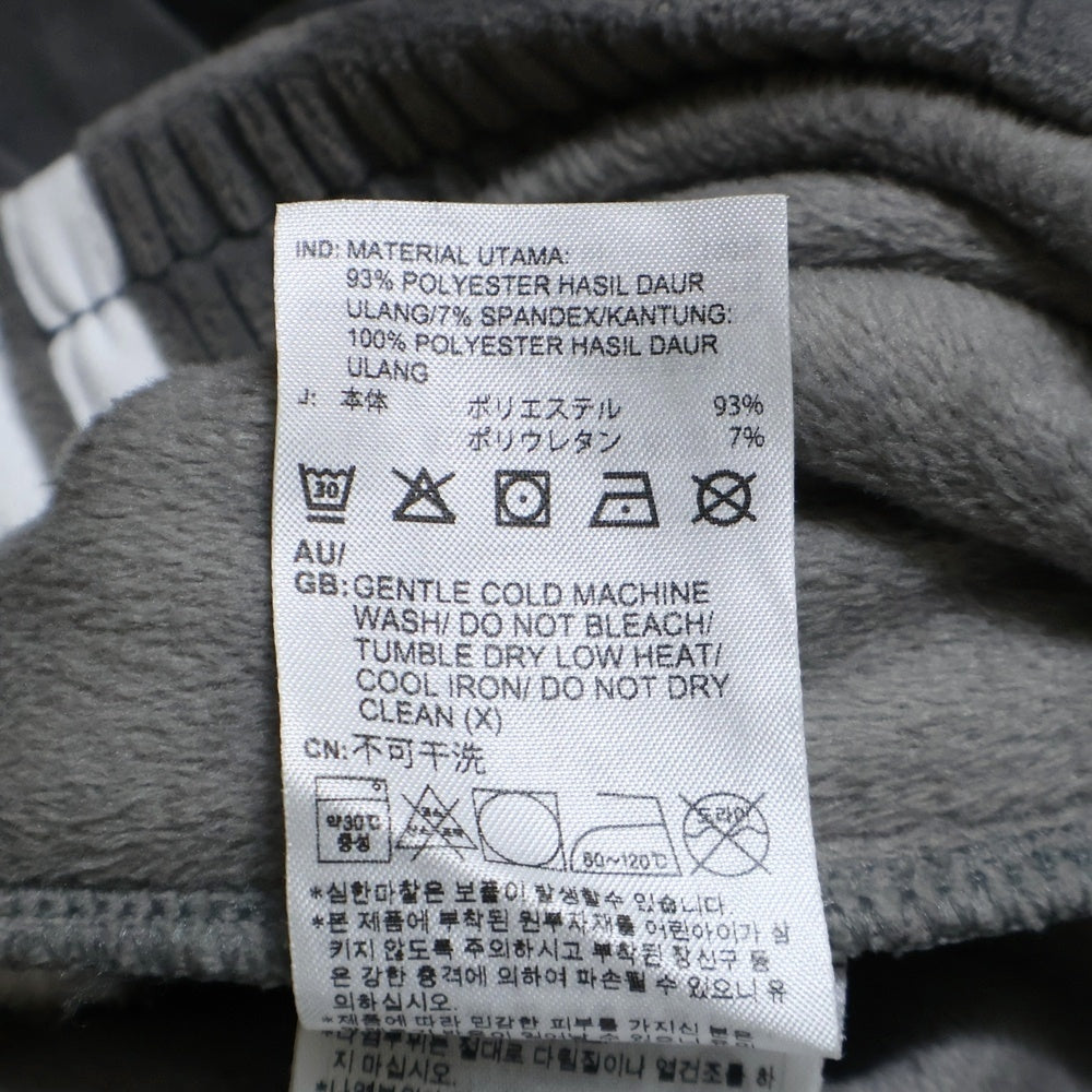adidas(アディダス) ベルベット ルーズ トラックパンツ グレー IS4558