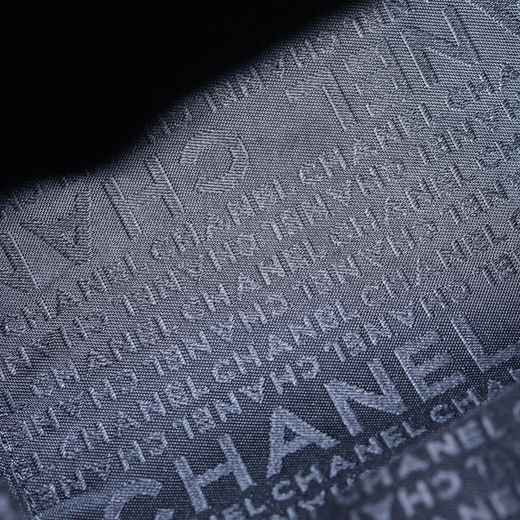 CHANEL(シャネル) 2.55 カーフレザー Wチェーン ショルダーバッグ シルバー金具 ブラック 8番台 レディース
