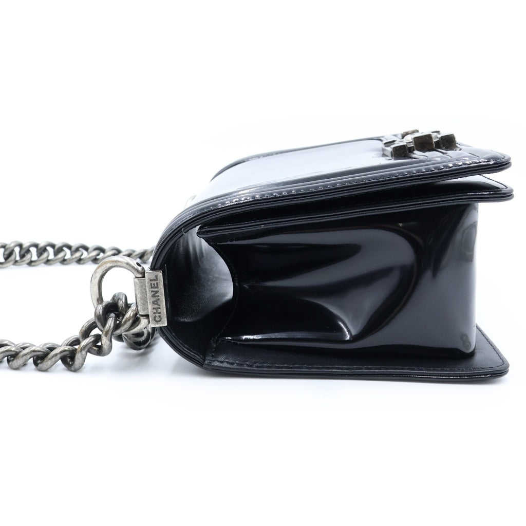 CHANEL(シャネル) ボーイシャネル ショルダーバッグ パテントレザー ブラック シルバー金具 レディース
