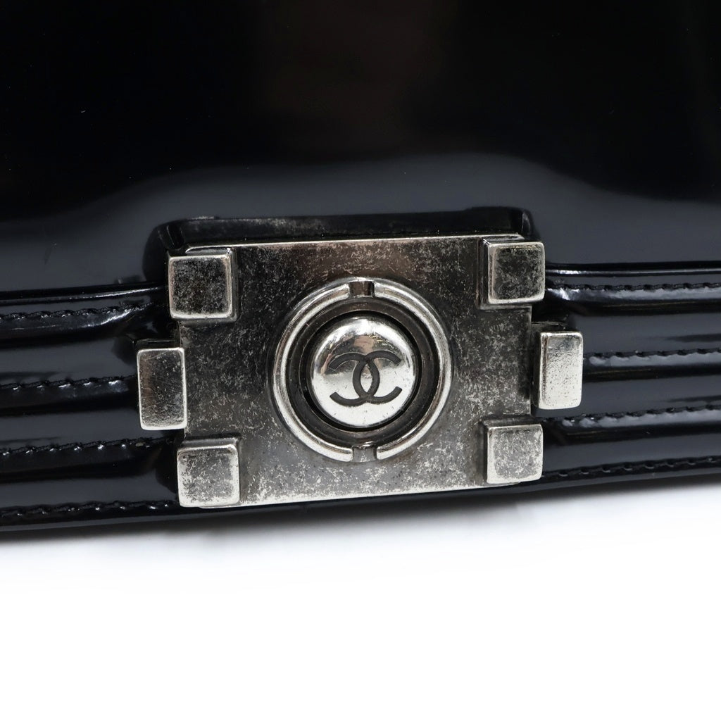 CHANEL(シャネル) ボーイシャネル ショルダーバッグ パテントレザー ブラック シルバー金具 レディース