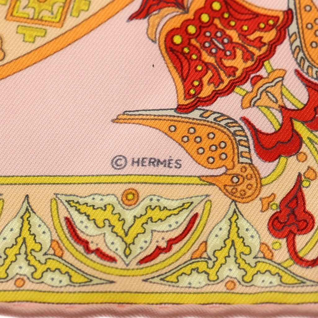 HERMES(エルメス) カレ45 CIELS BYZANTINS ビザンチンの空 シルクスカーフ ピンク×イエロー×レッド レディース