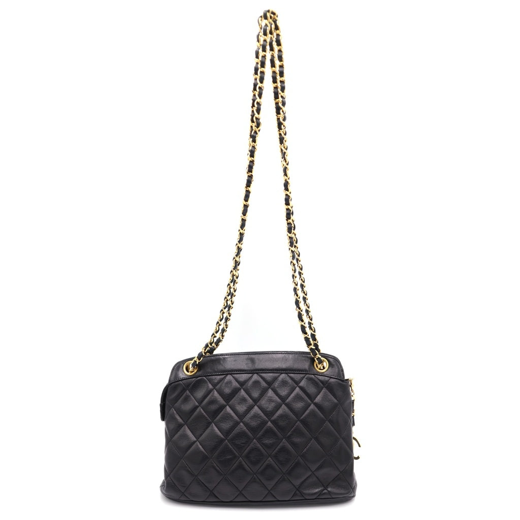 CHANEL(シャネル) マトラッセ 13番台 チェーンショルダーバッグ ブラック ラムスキン ゴールド金具 レディース