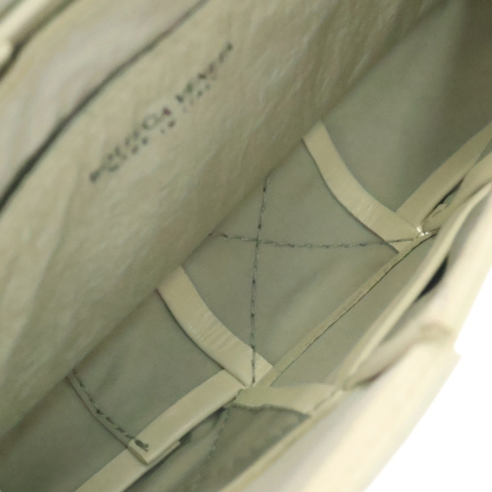 BOTTEGA VENETA(ボッテガヴェネタ) カセット ミニ クロスボディショルダーバッグ 651053VCQ72 ホワイト/シルバー
