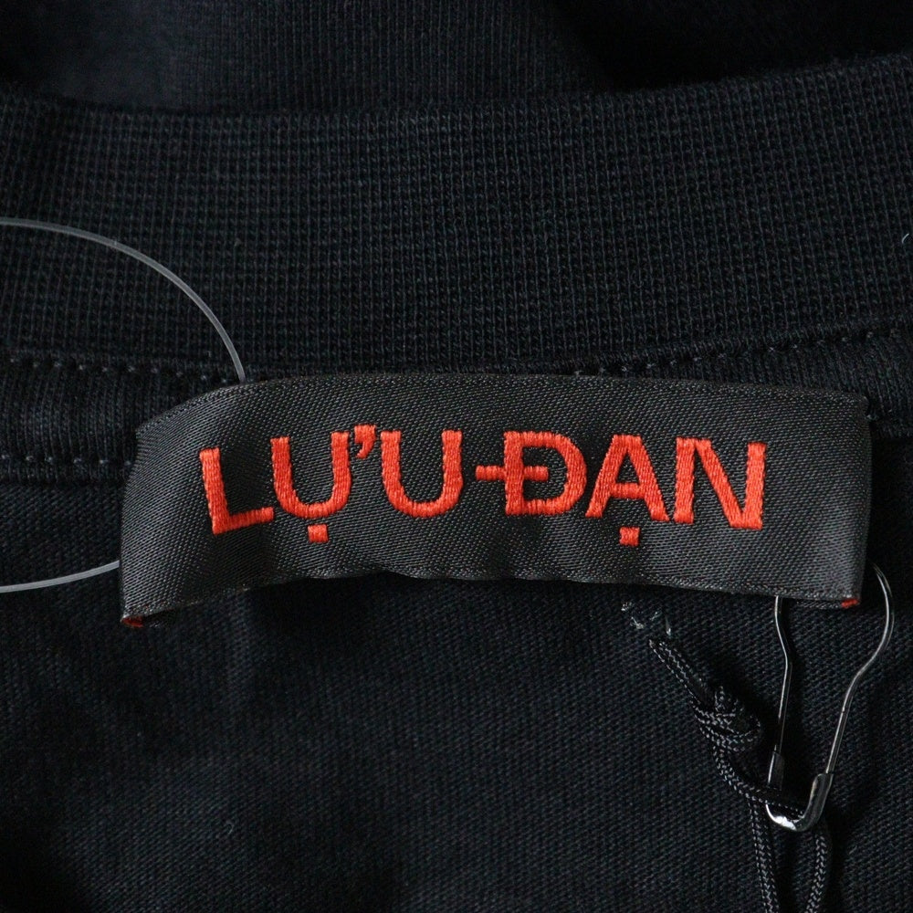 LU'U DAN(ルーダン) 25SS GRAPHIC TEE グラフィックプリント半袖Tシャツ ブラック T001J_CJ