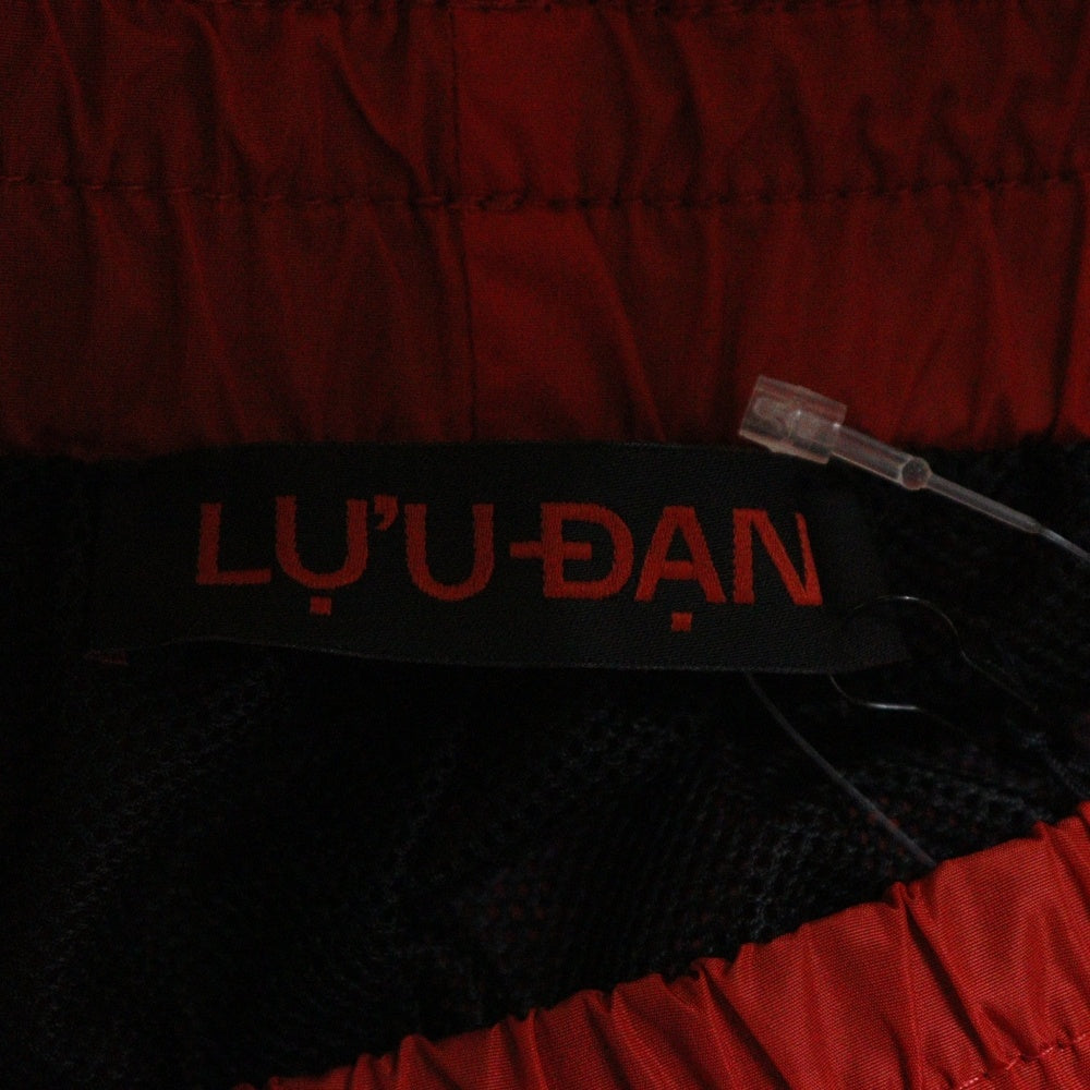 LU'U DAN(ルーダン) 25SS TRACKIES L-D ロゴサイドライントラックパンツ レッド MP031W_NS