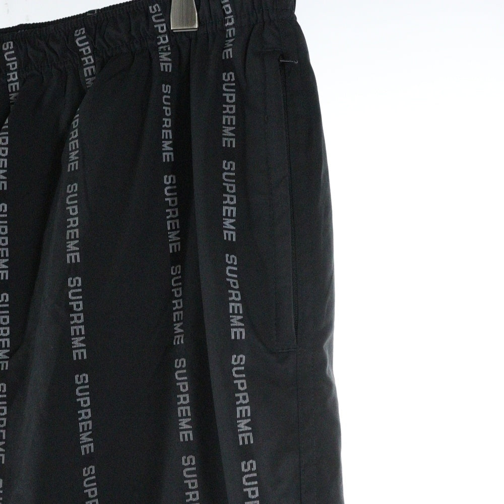 SUPREME(シュプリーム) 18AW Reflective Text Track Pant リフレクティブロゴ ストライプ柄 トラックパンツ ブラック