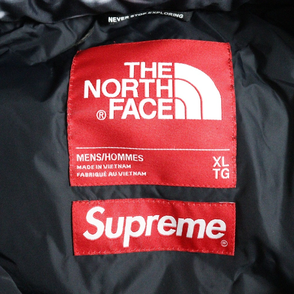 SUPREME(シュプリーム) 23SS×THE NORTH FACE Trompe Loeil Printed Nuptse Jacket トロンプルイユ プリンティド ヌプシ ダウンジャケット NF0A84NW レッド
