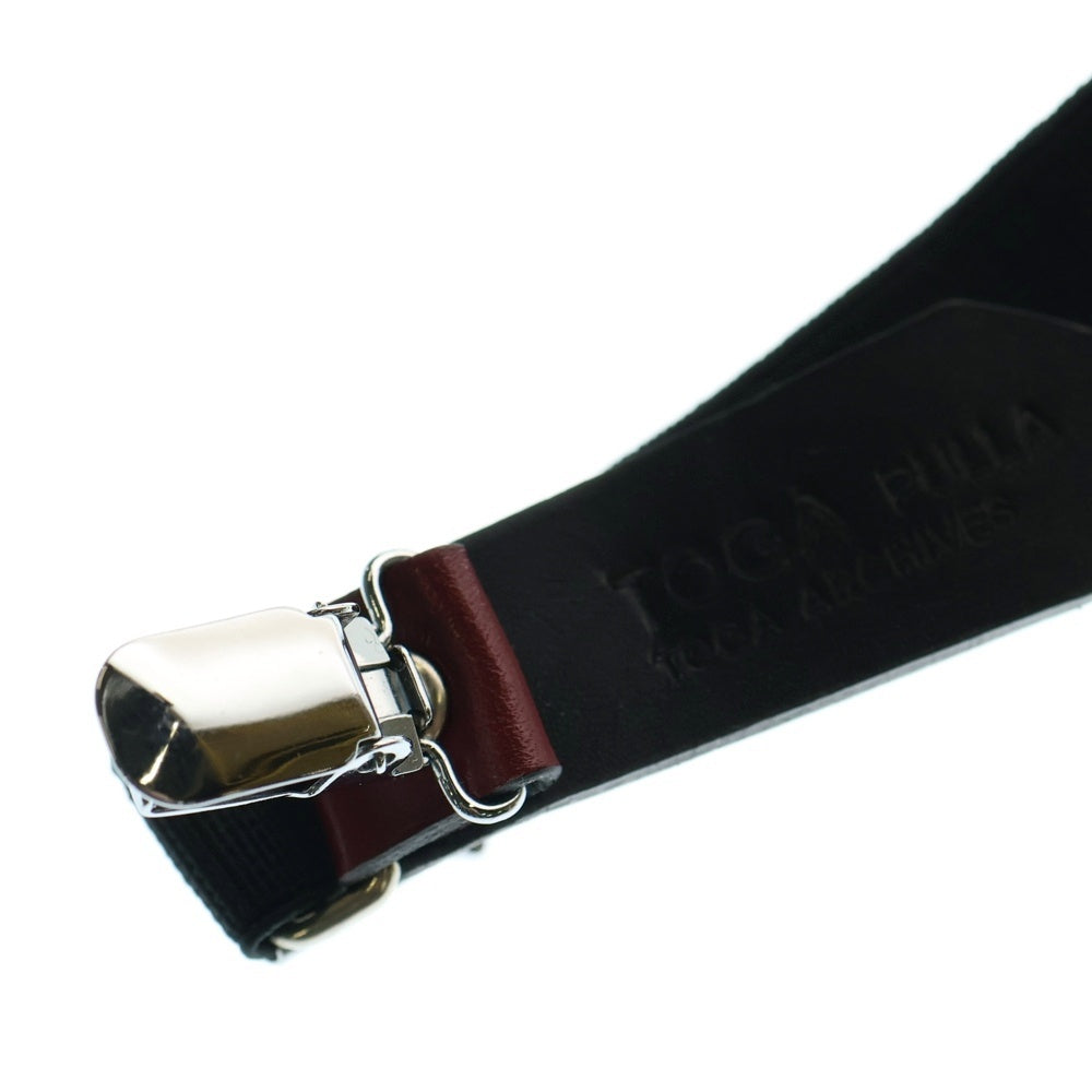 TOGA PULLA(トーガ プルラ) コンチョ サスペンダー ボールド