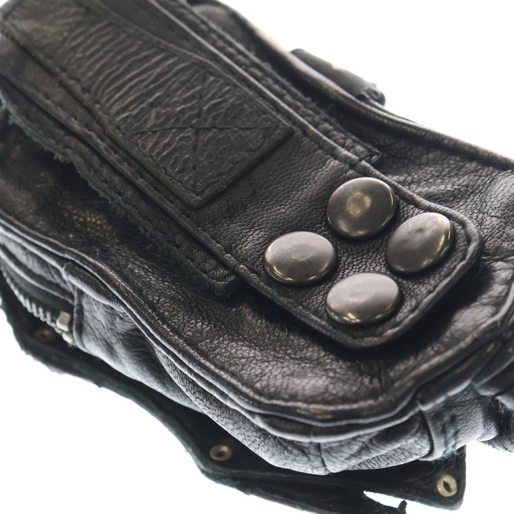 KMRii(ケムリ) レザースタッズ ウエストポーチ ブラック