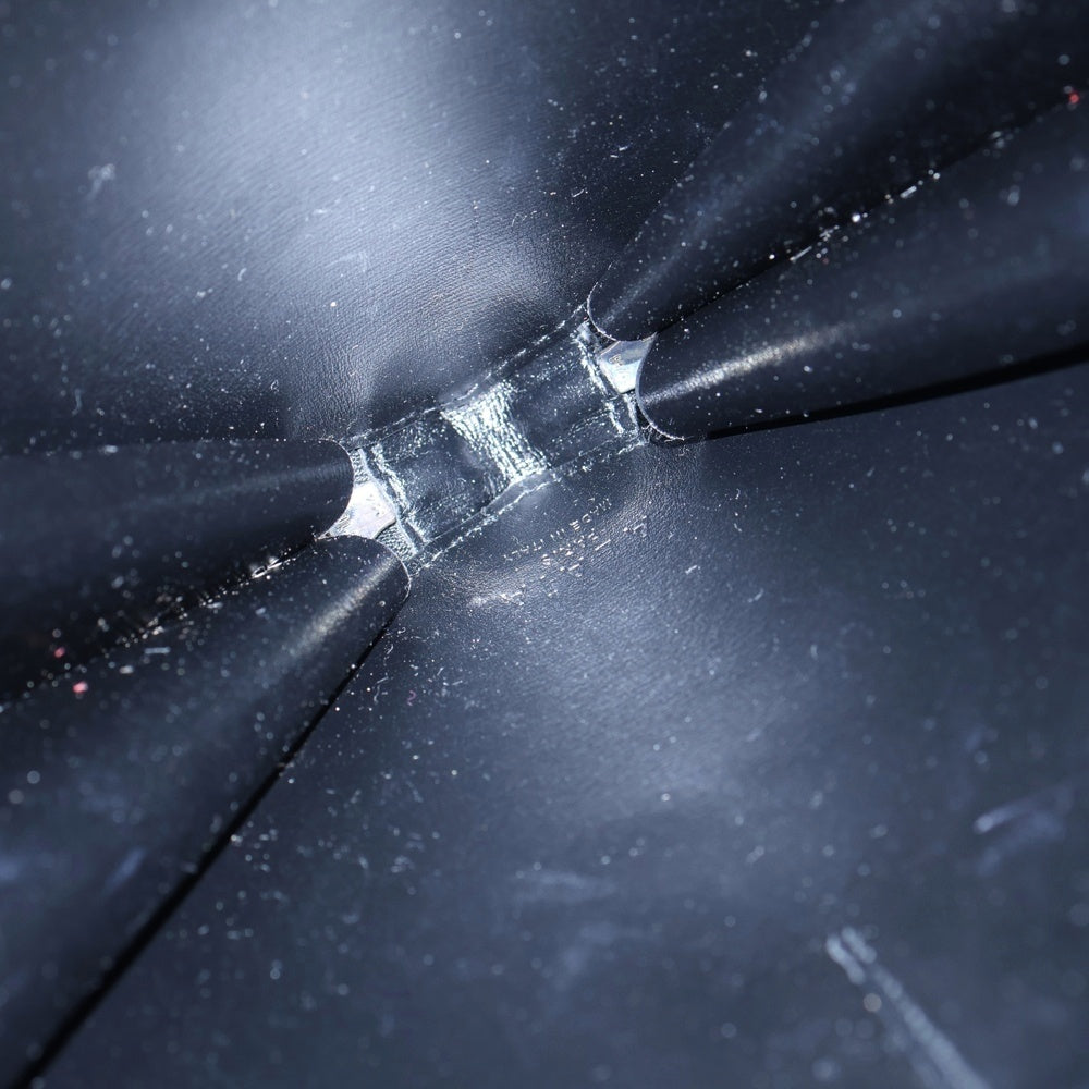 ALAIA(アライア) LE COEUR ショルダーバッグ ワンショルダー 斜め掛け ハートモチーフ カーフスキン ブラック