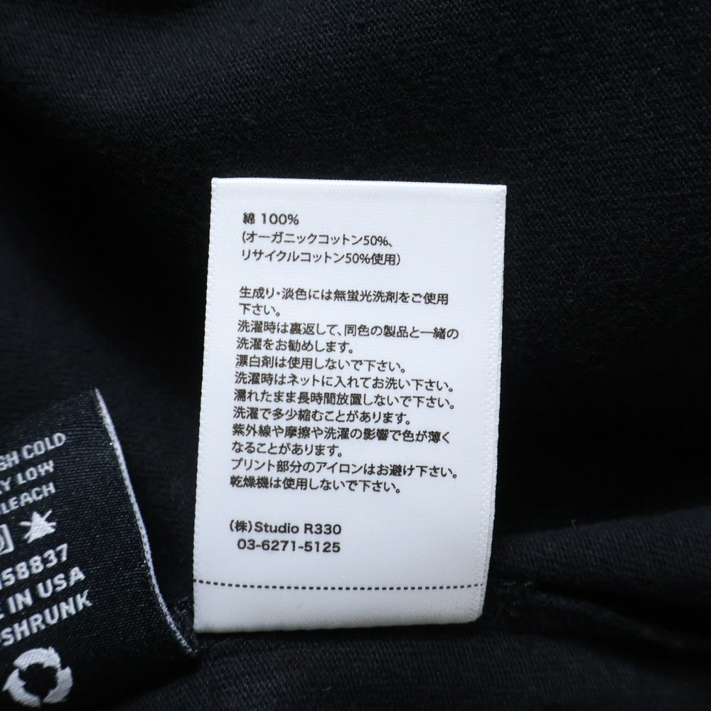 NO BRAND(ノーブランド) STUDIO R330(ステュディオ アール スリーサーティー)ロゴプリント クルーネック半袖Tシャツ ブラック