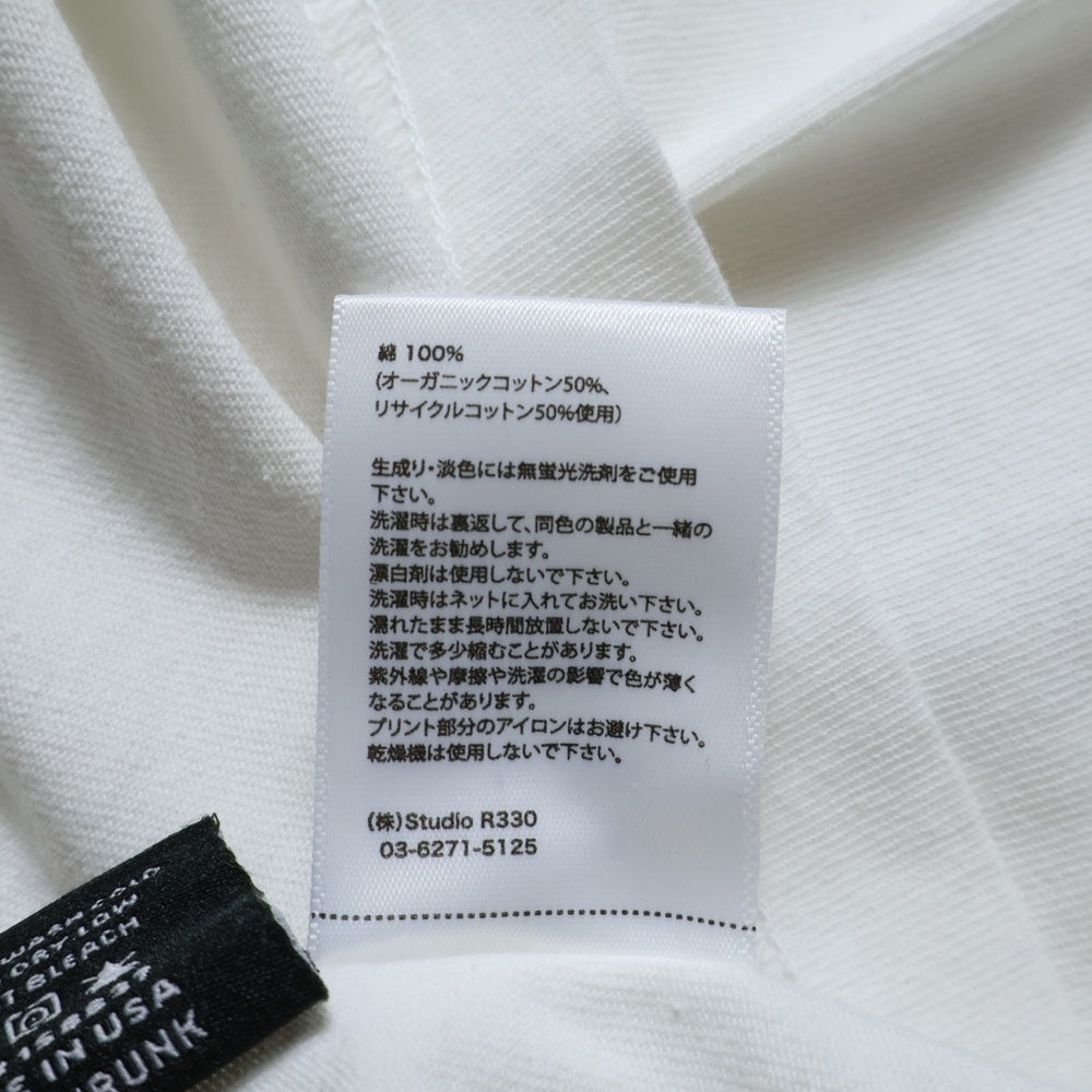 NO BRAND(ノーブランド) STUDIO R330(ステュディオ アール スリーサーティー)ロゴプリント クルーネック半袖Tシャツ ホワイト