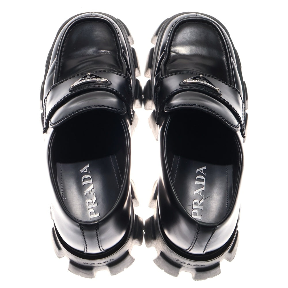 PRADA(プラダ) モノリス トライアングルロゴプレート ブラッシュド