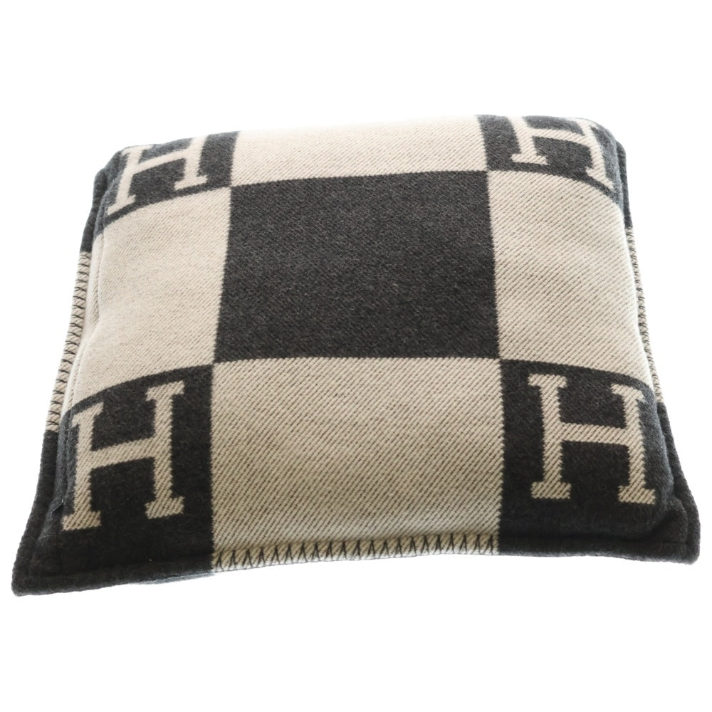 HERMES(エルメス) アヴァロン PM カシミヤ混 ウールクッション ブラック/ホワイト