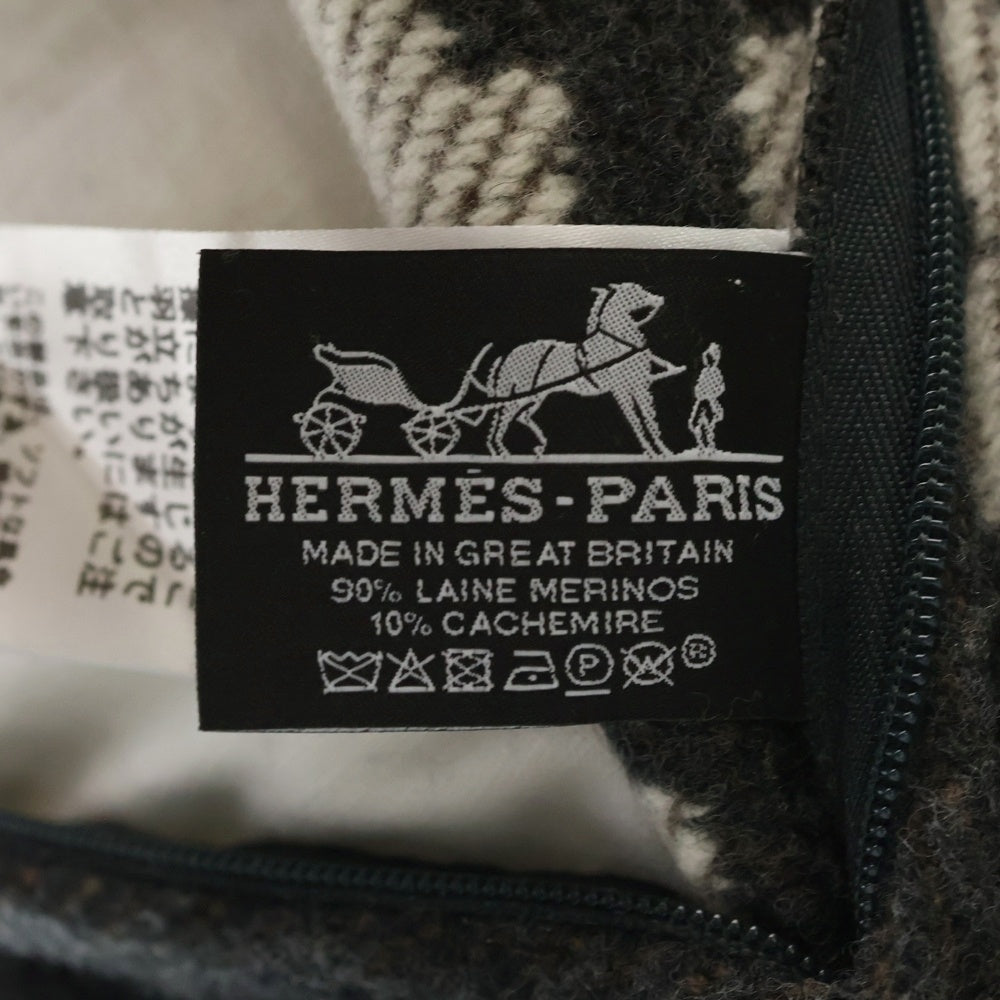 HERMES(エルメス) アヴァロン PM カシミヤ混 ウールクッション ブラック/ホワイト