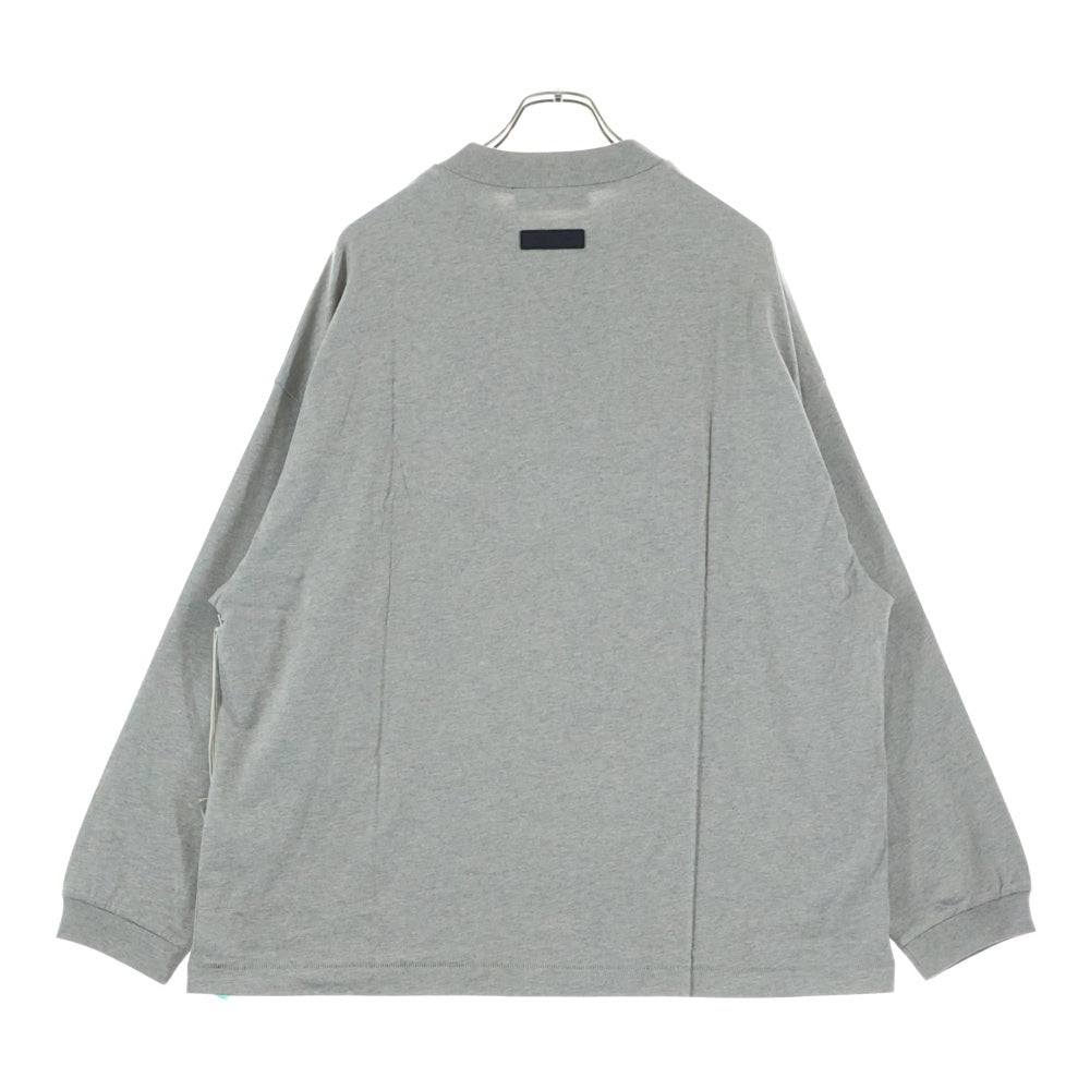 FEAR OF GOD ESSENTIALS(フィアオブゴッド エッセンシャルズ) L/S T-SHIRT ラバーロゴ 長袖Tシャツ ロンT グレー