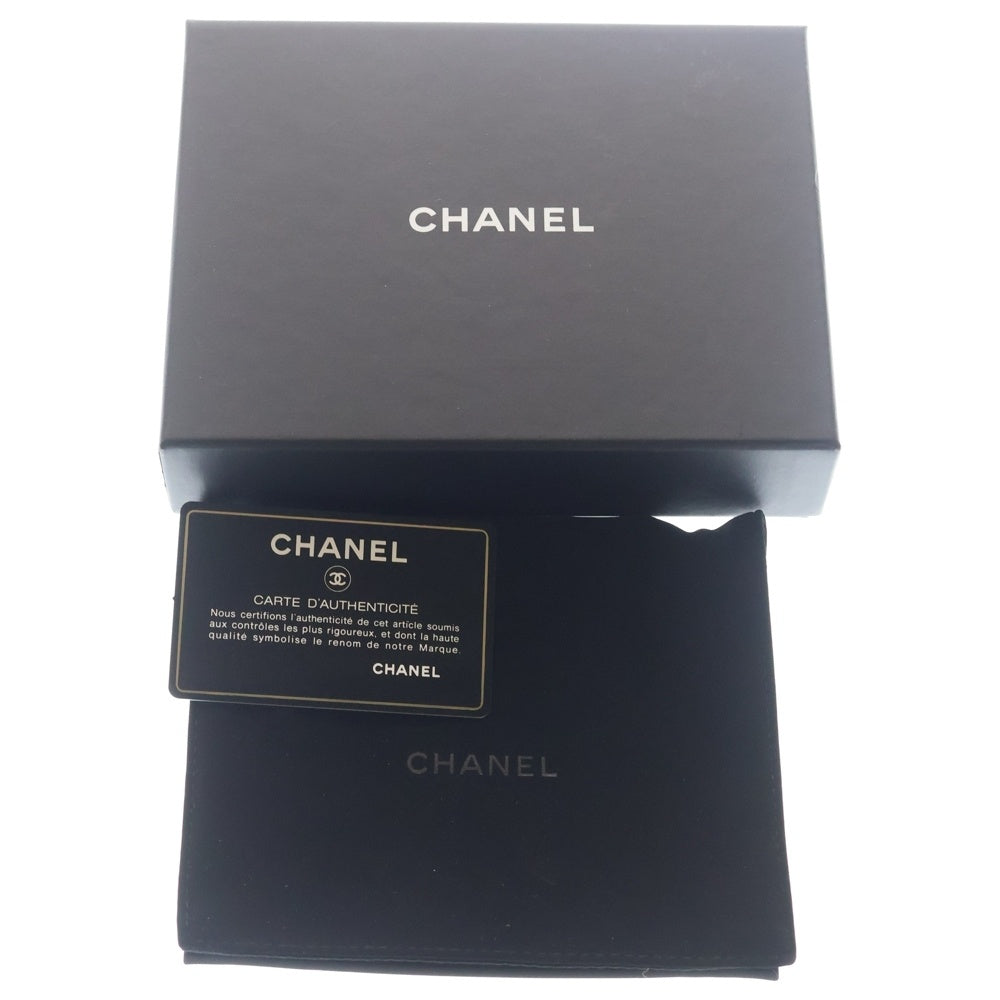 CHANEL(シャネル) マトラッセ キャビアスキン ココマーク レザーウォレット 三つ折り財布 シルバー レディース