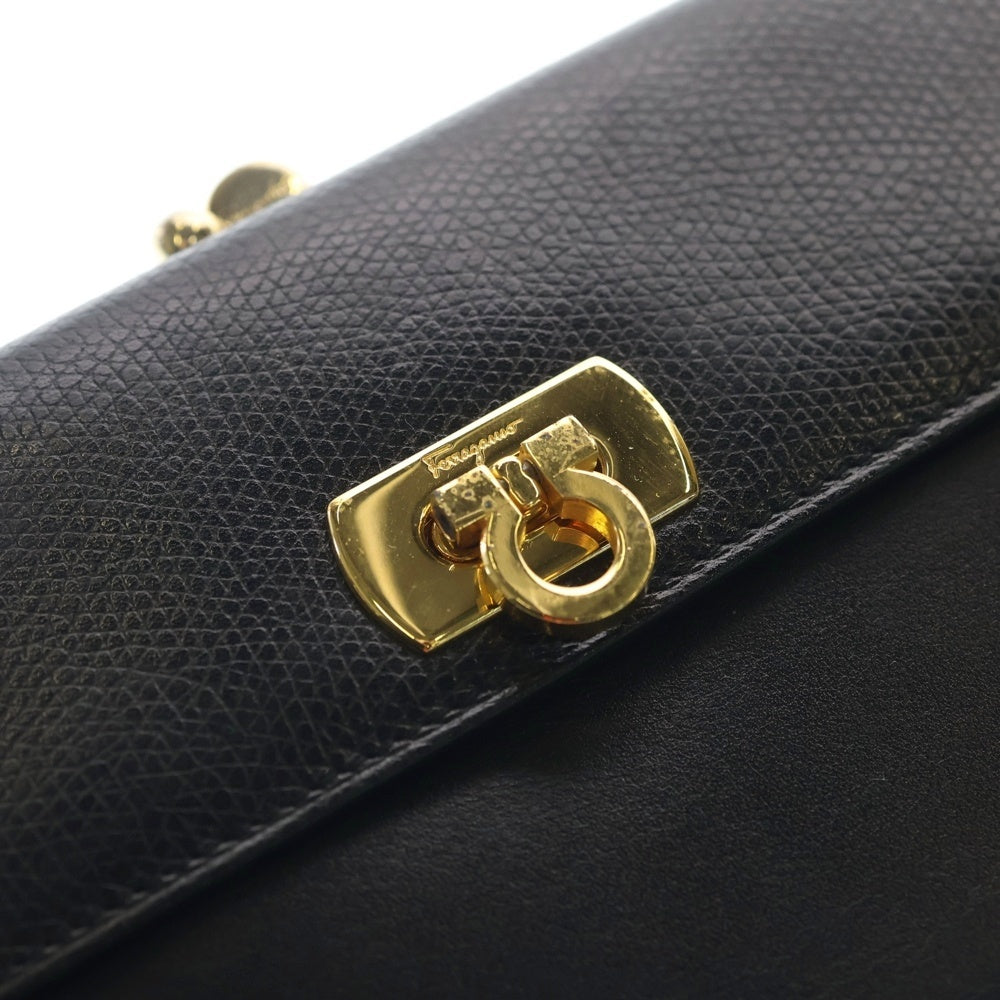 Salvatore Ferragamo(サルヴァトーレ フェラガモ) ガンチーニ レザーロングウォレット 長財布 ブラック レディース