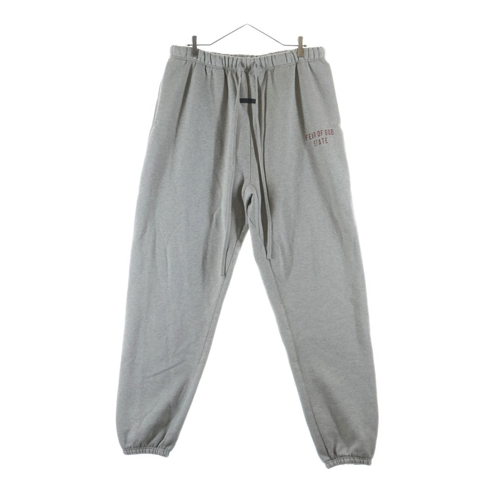 FEAR OF GOD ESSENTIALS(フィアオブゴッド エッセンシャルズ) 24AW STATE Logo Sweat pants ロゴ スエットパンツ グレー